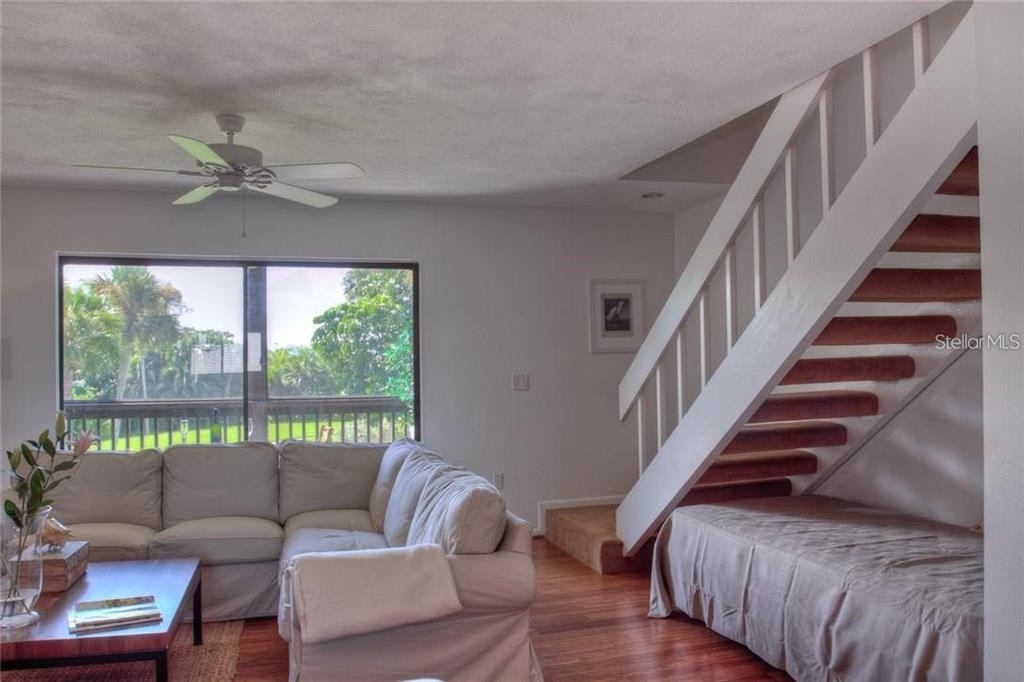 1622 Stickney Point Rd #22-202 Property Photo 13