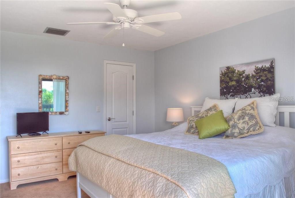 1622 Stickney Point Rd #22-202 Property Photo 16