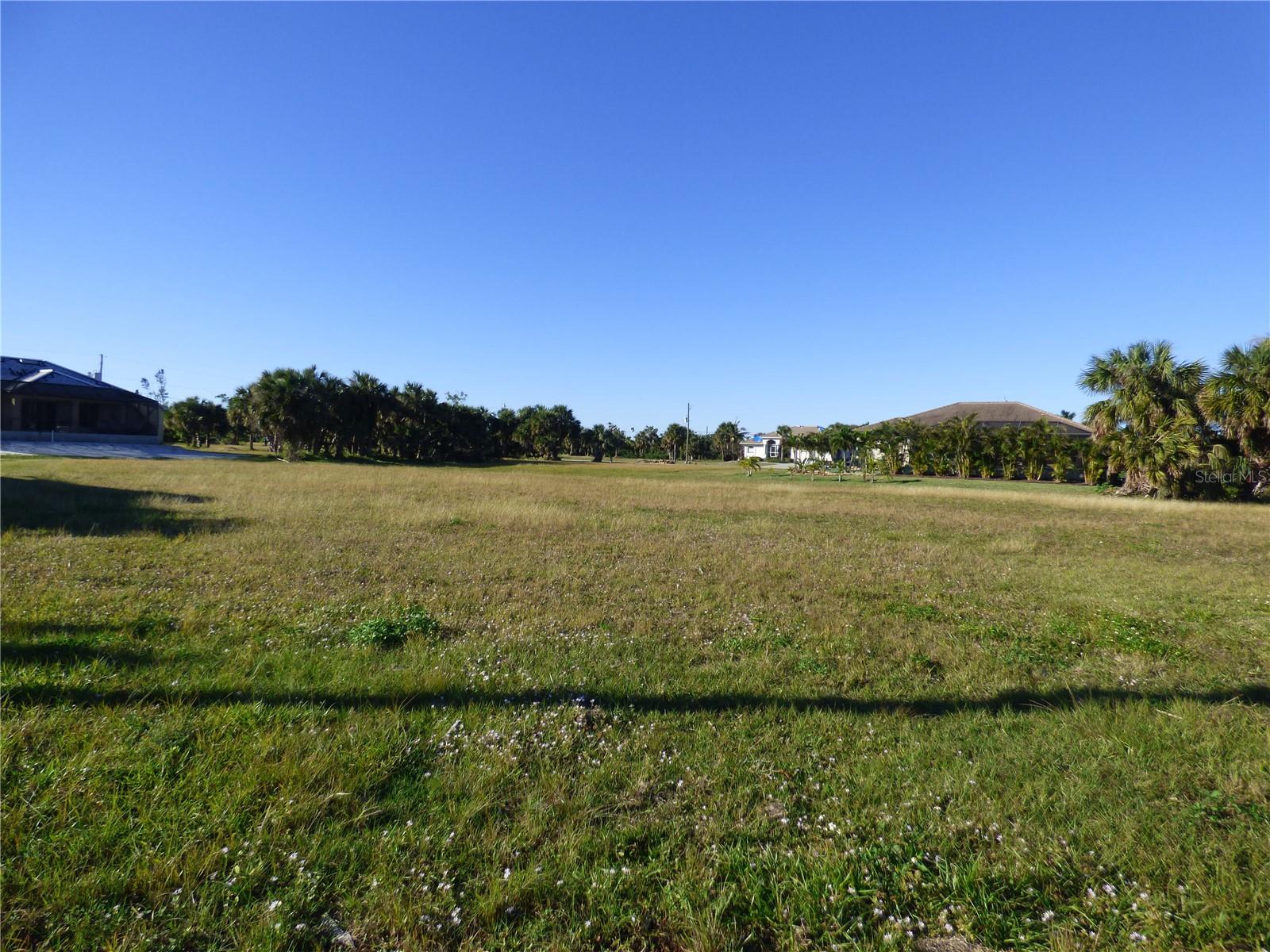 24370 Gijon Ln Property Photo 1