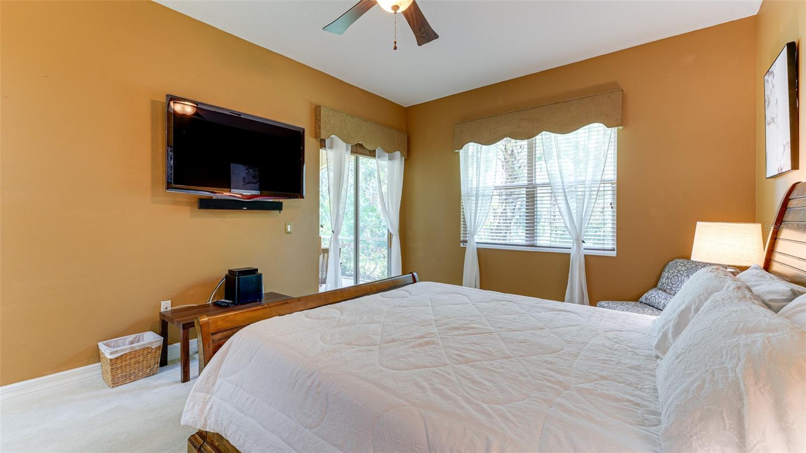 9454 Discovery Ter #101a Property Photo 16