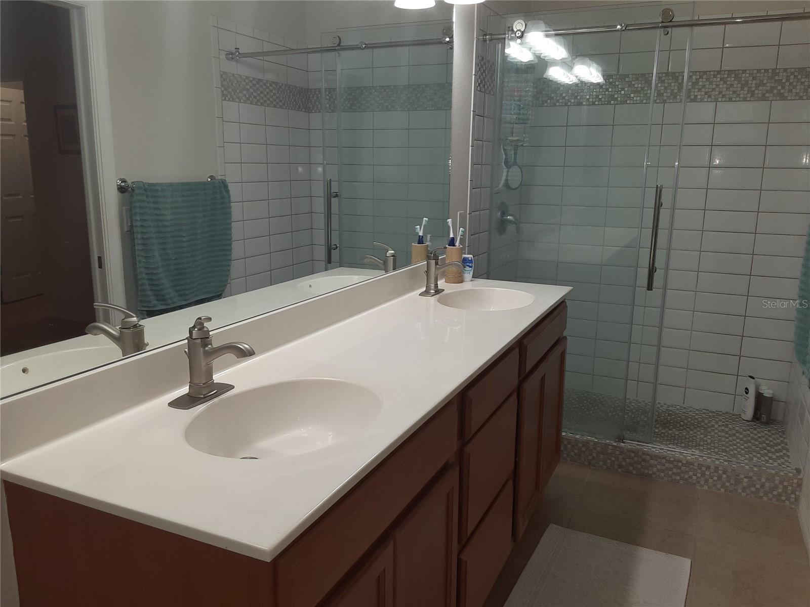 3716 82nd Avenue Cir E #102 Property Photo 10