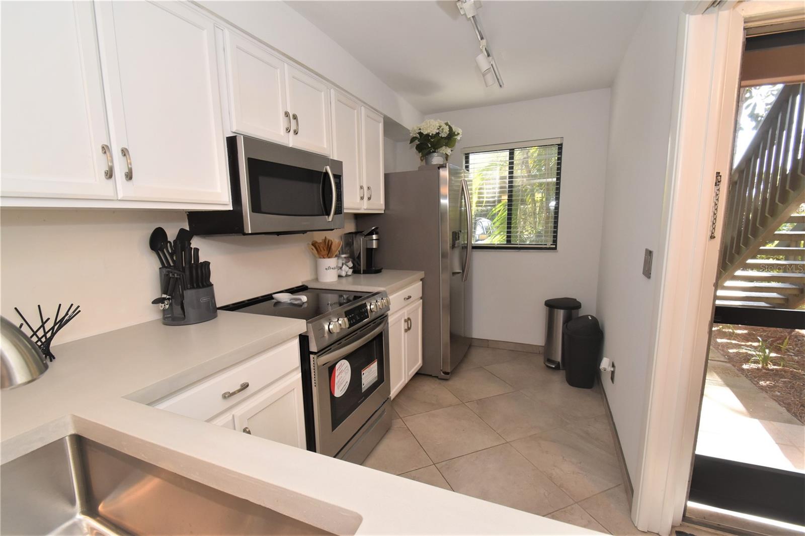 1716 Glenhouse Dr #gl323 Property Photo 9