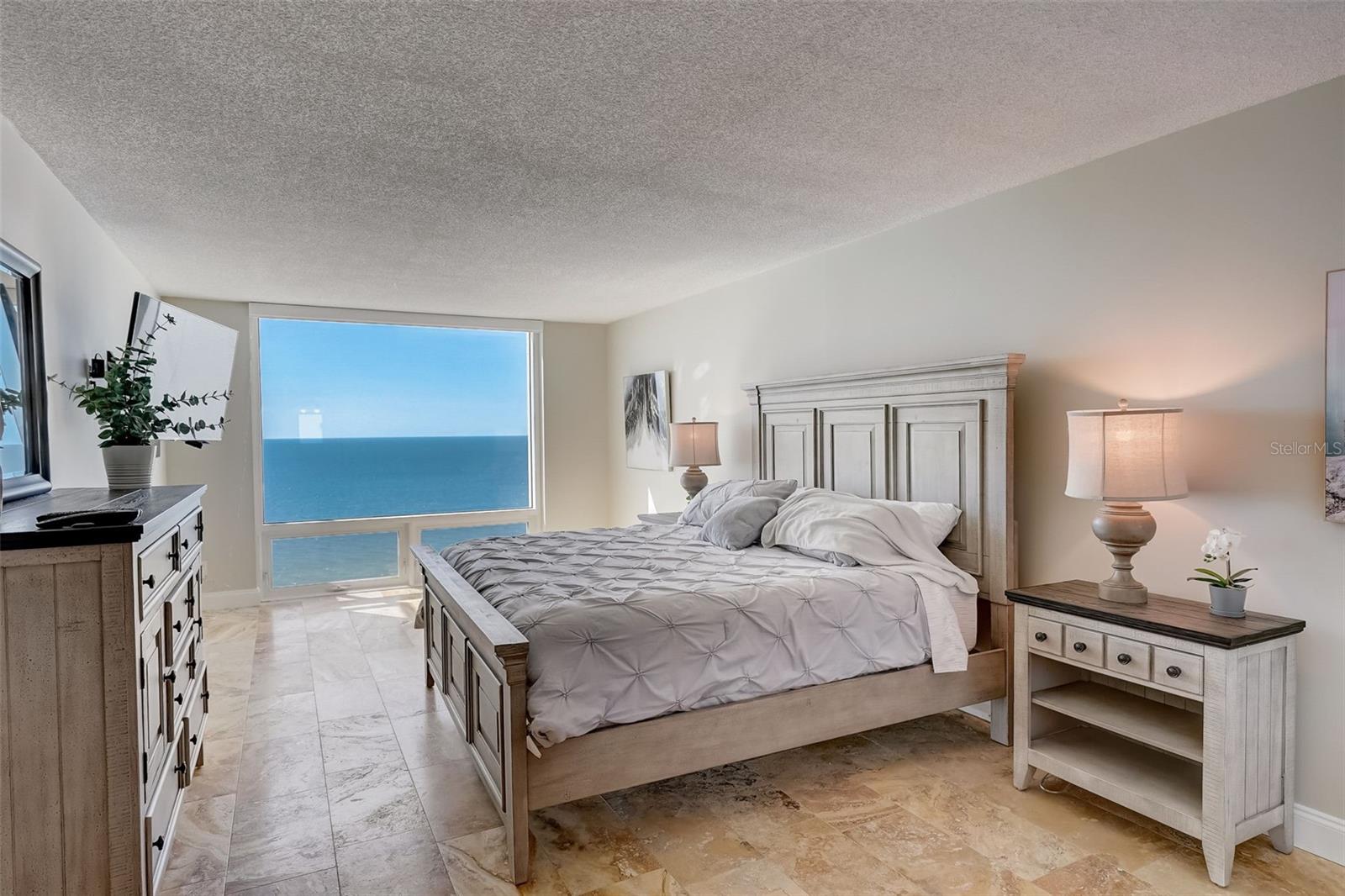 2425 Gulf Of Mexico Dr #14b Property Photo 17