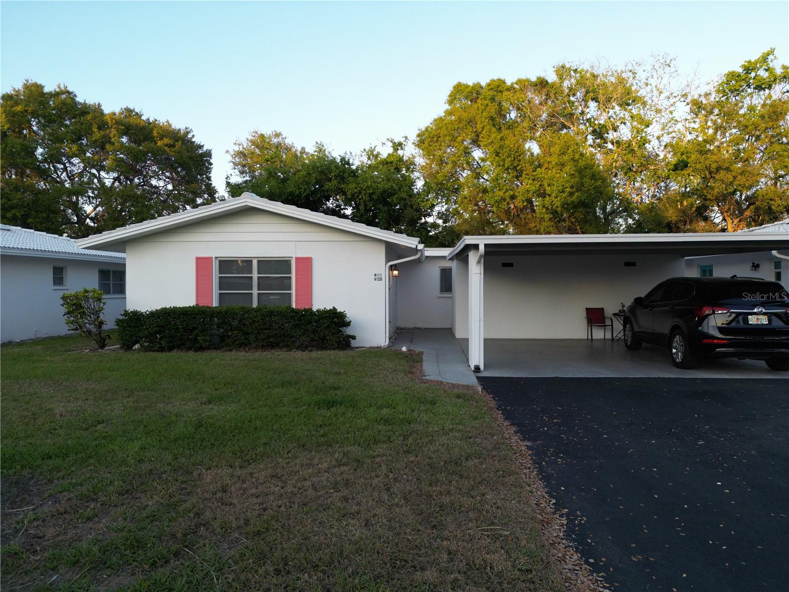4111 Schwalbe Drive #120 Property Photo 1