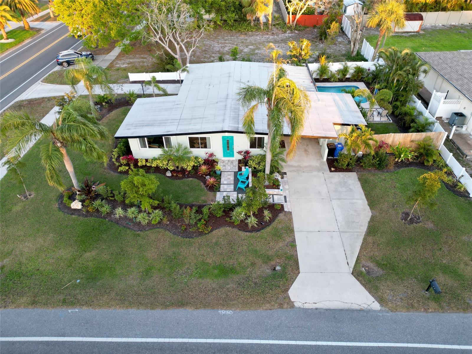 705 Harbor Drive S Property Photo 3