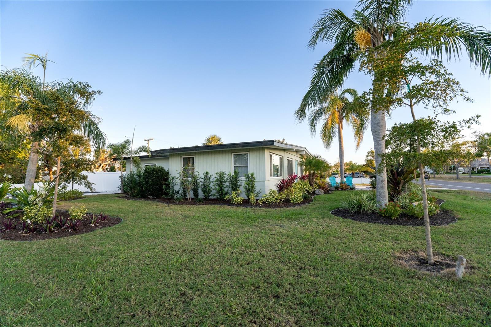705 Harbor Drive S Property Photo 26