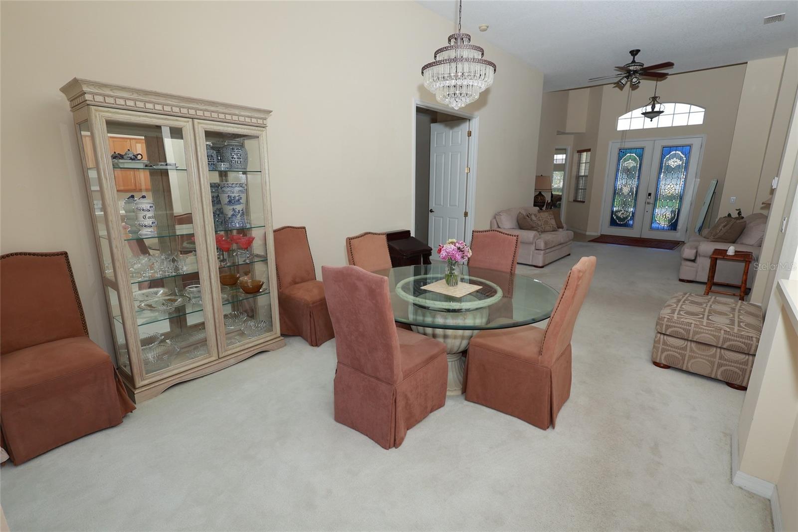 255 Royal Palm Dr Property Photo 7