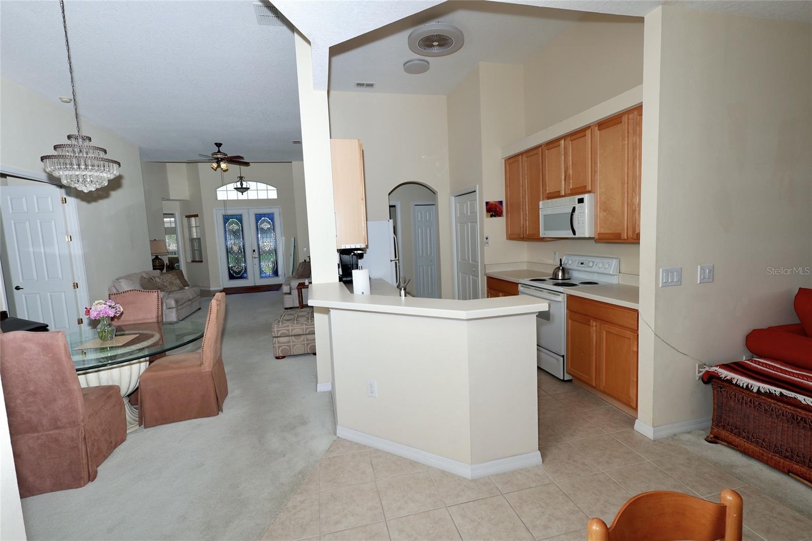 255 Royal Palm Dr Property Photo 8