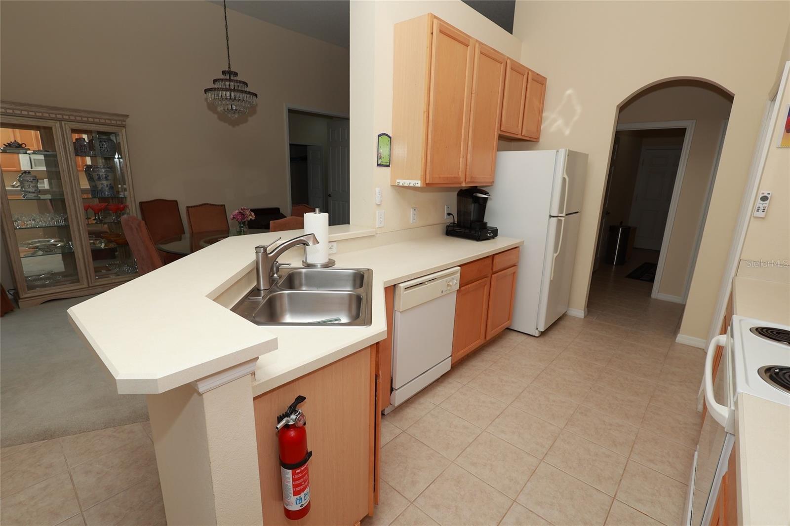 255 Royal Palm Dr Property Photo 11