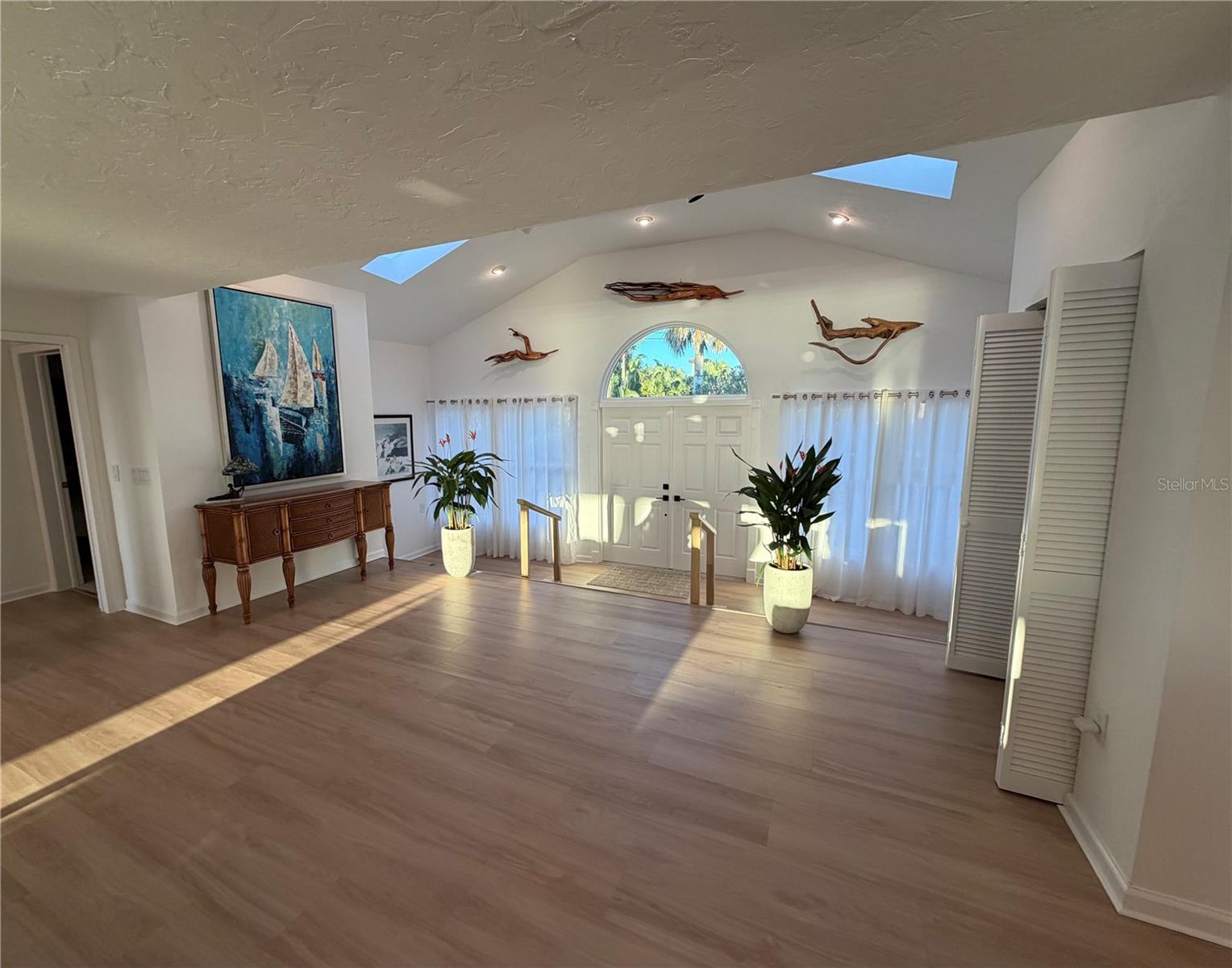 2709 Casey Key Rd Property Photo 6