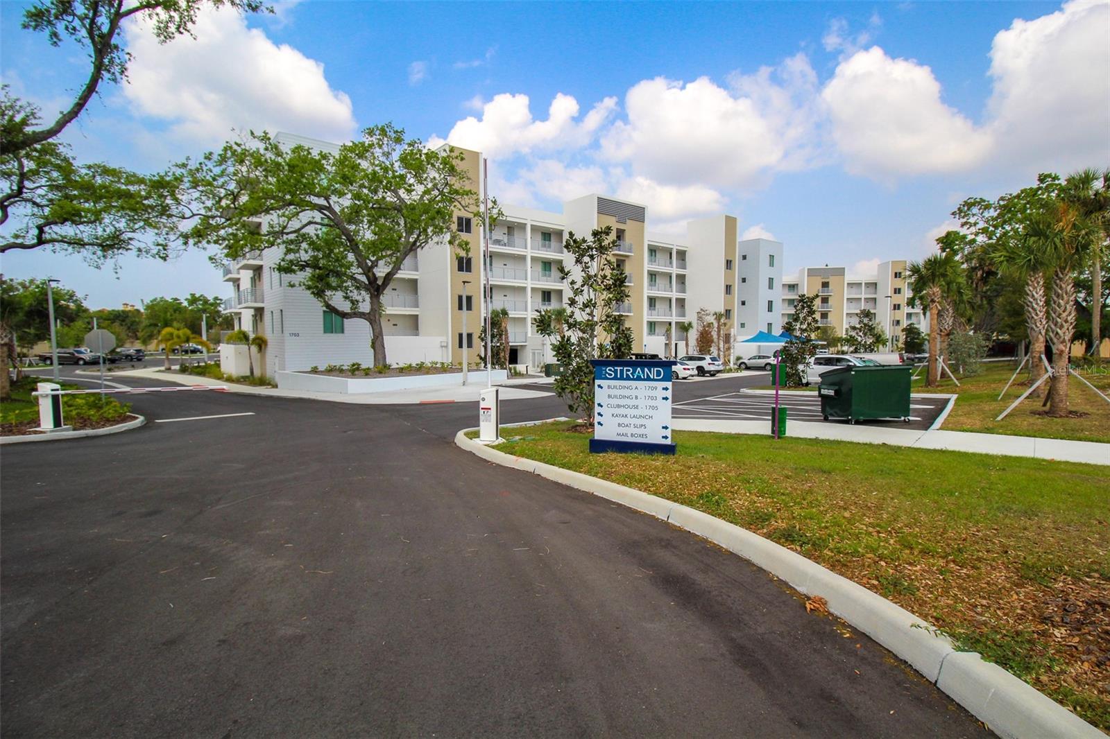 1703 N Tamiami Trl #b406 Property Photo 2