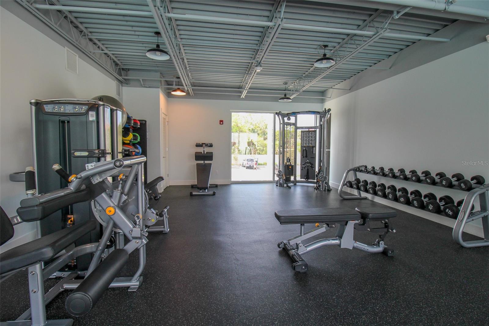 1703 N Tamiami Trl #b406 Property Photo 10