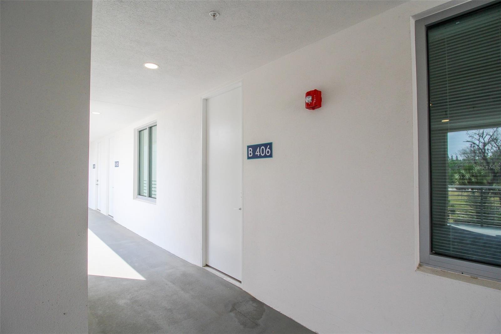 1703 N Tamiami Trl #b406 Property Photo 16