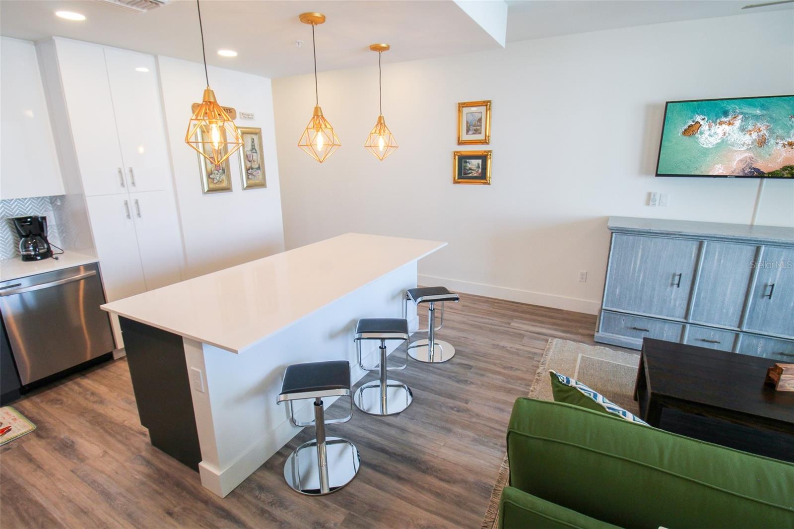1703 N Tamiami Trl #b406 Property Photo 36