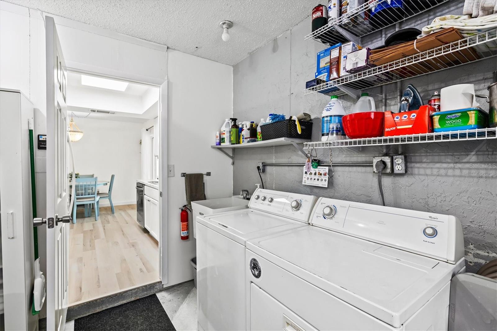 3210 Wood St Property Photo 31