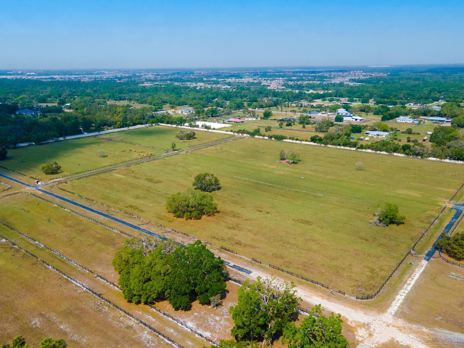 0396014400 Property Photo 4