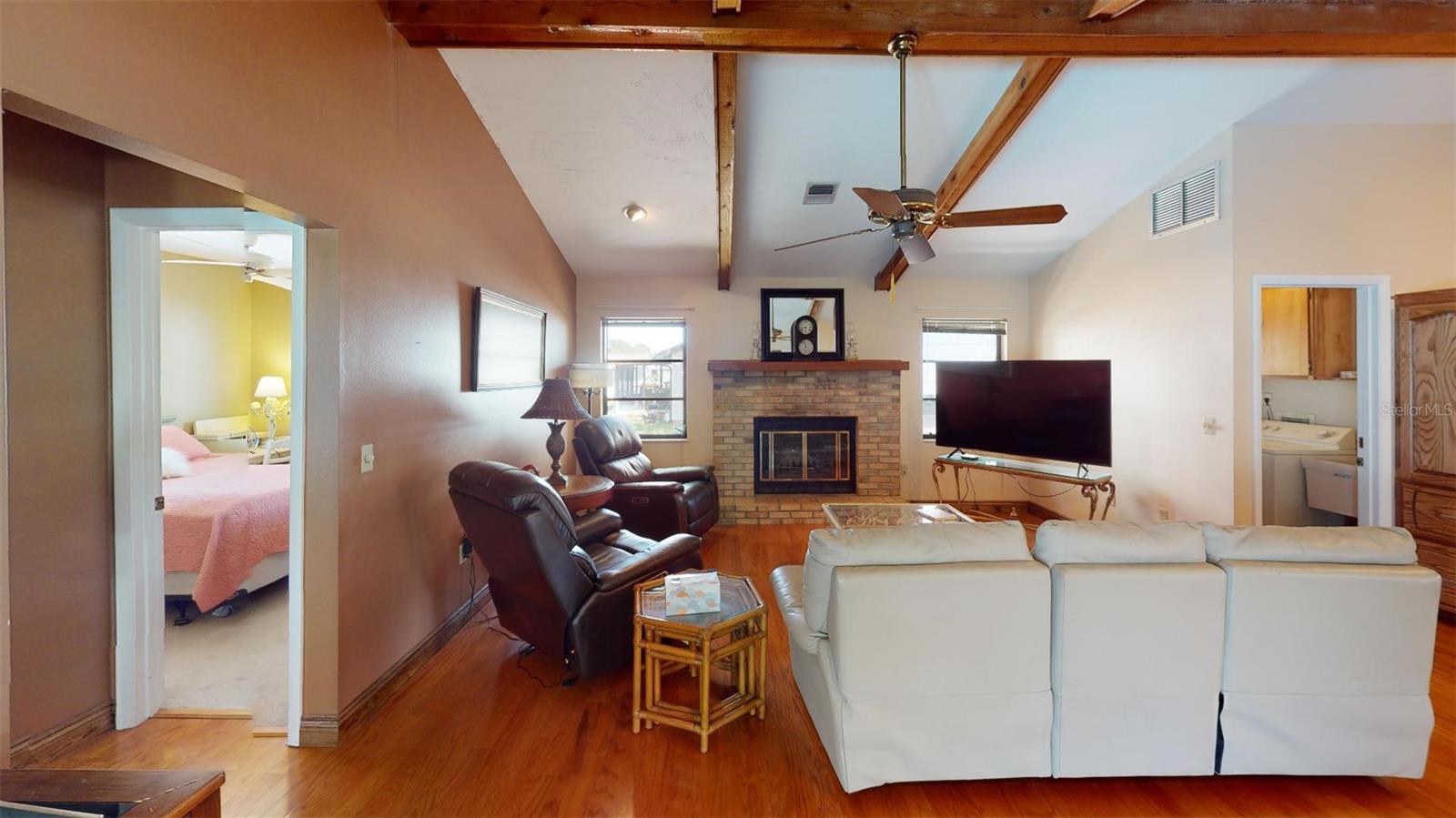 1072 Nantucket Road Property Photo 8