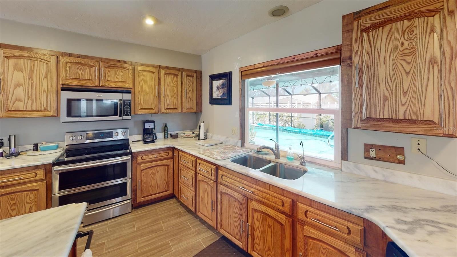 1072 Nantucket Road Property Photo 9