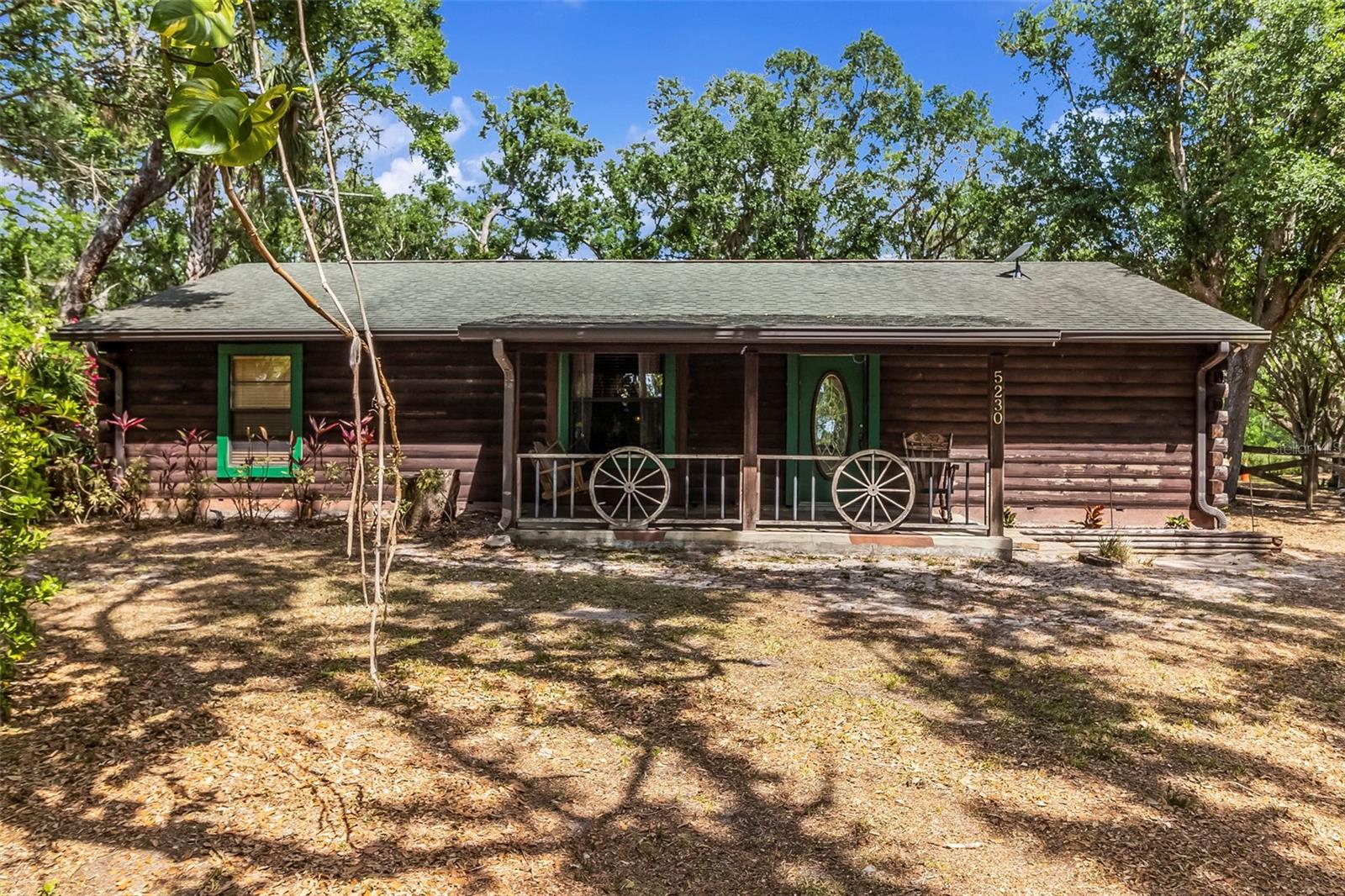 5230 Nw Coker Street Property Photo 1