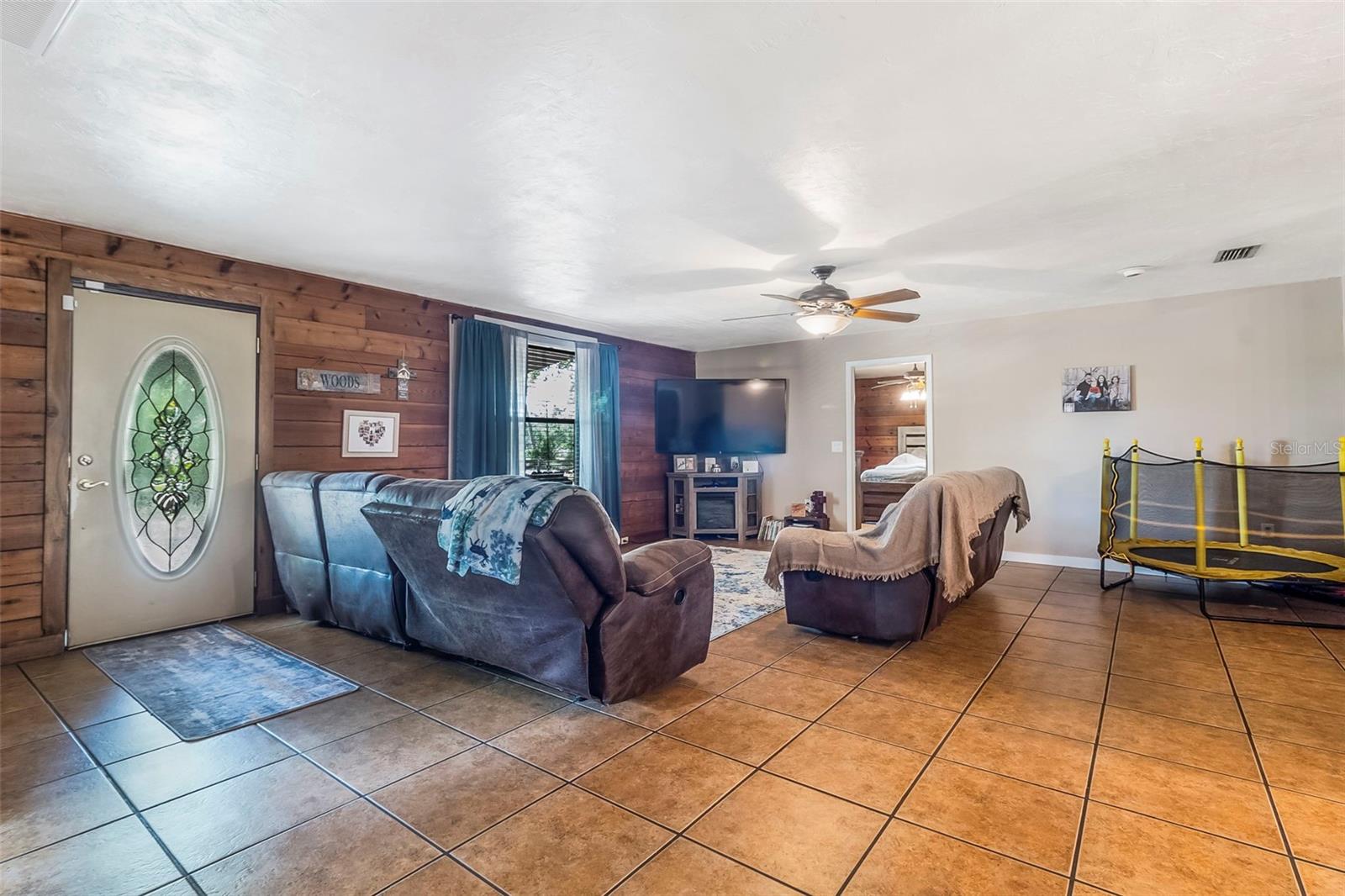 5230 Nw Coker Street Property Photo 12