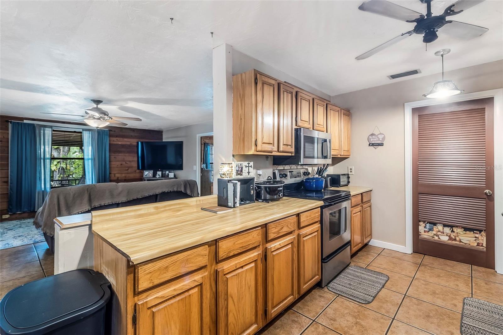 5230 Nw Coker Street Property Photo 24