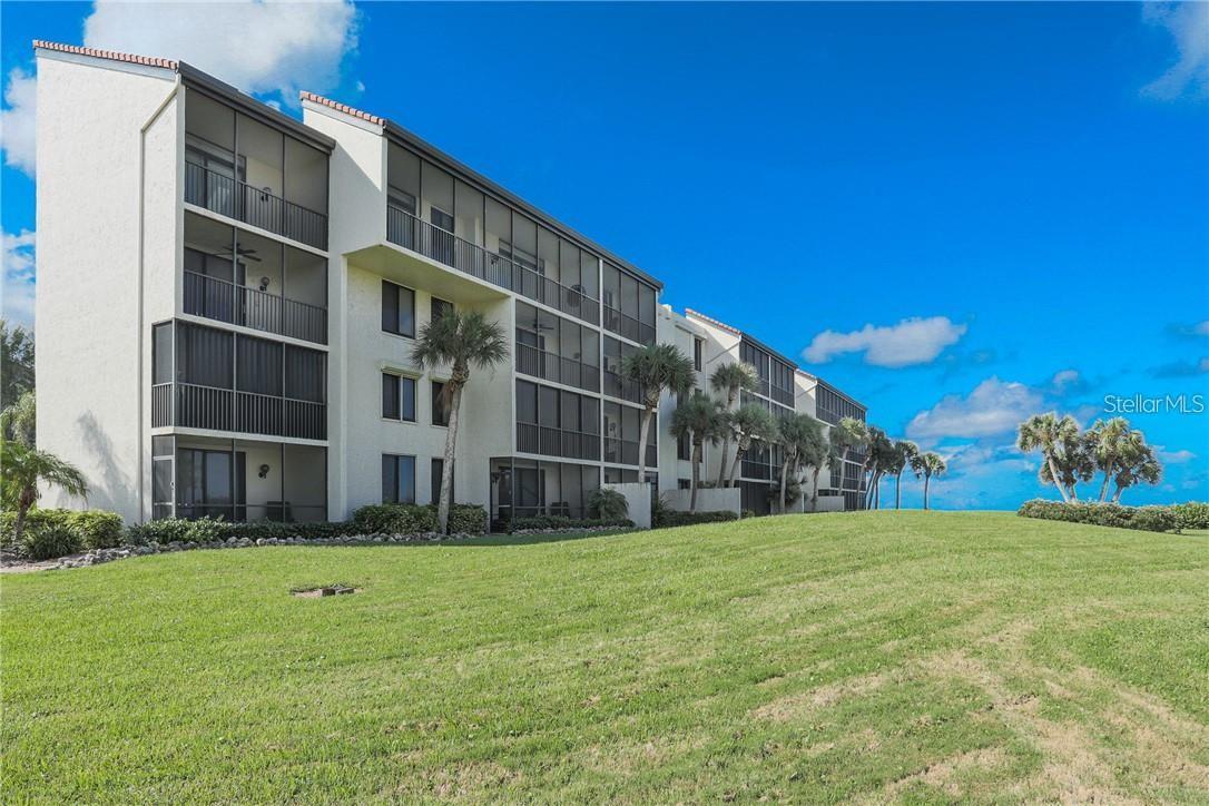 1925 Gulf Of Mexico Dr #309 Property Photo 1