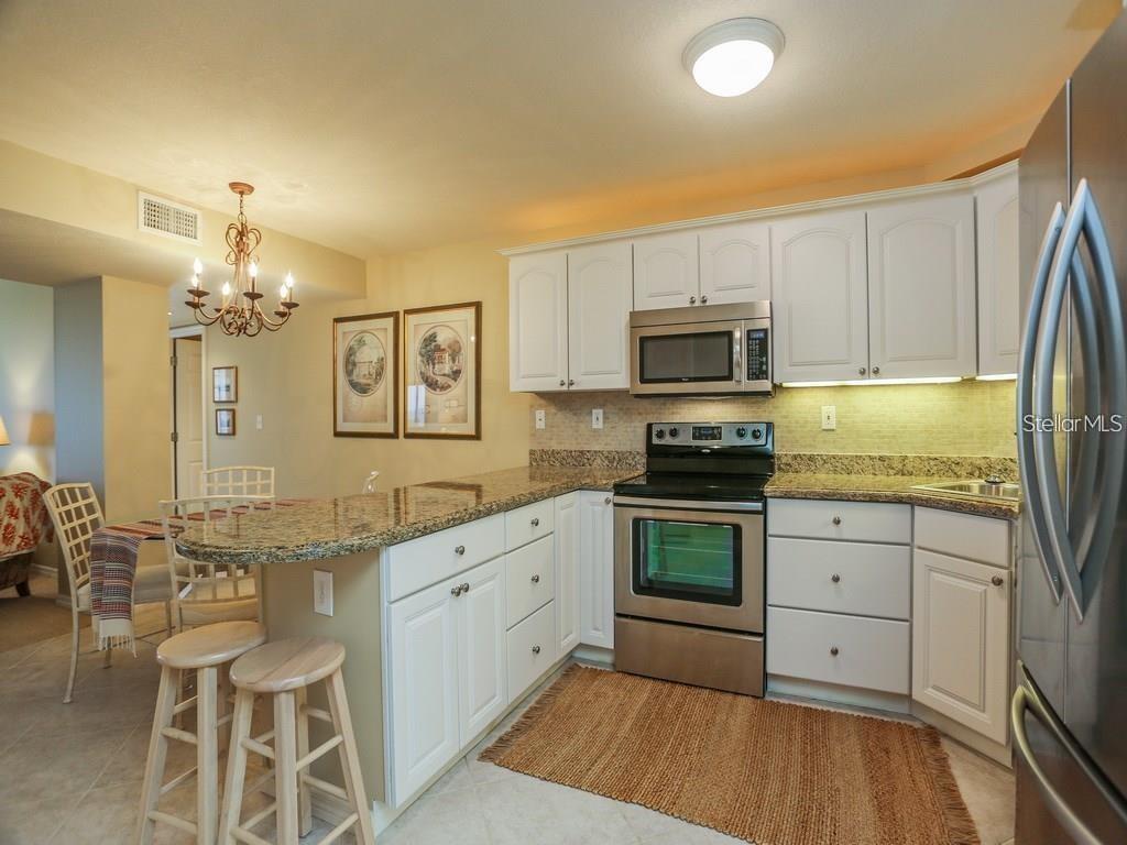 1050 Longboat Club Rd #502 Property Photo 8
