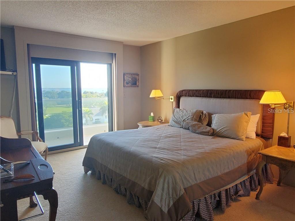 1050 Longboat Club Rd #804 Property Photo 17