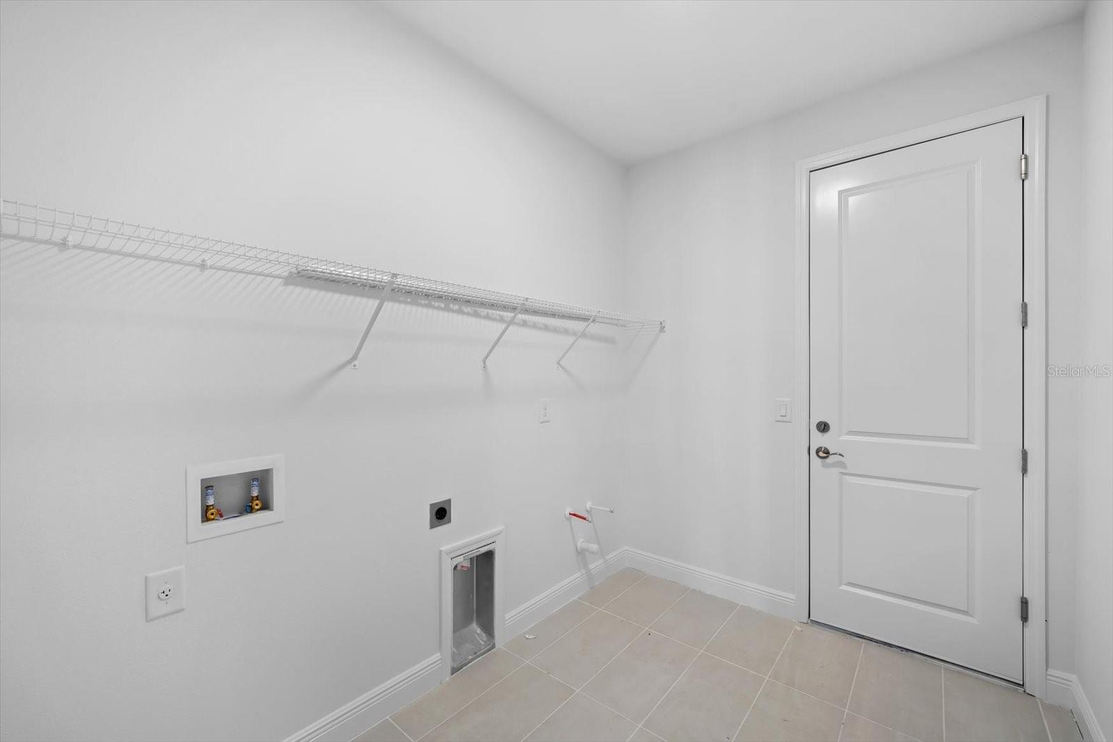 3512 Wild Blossom Place Property Photo 4