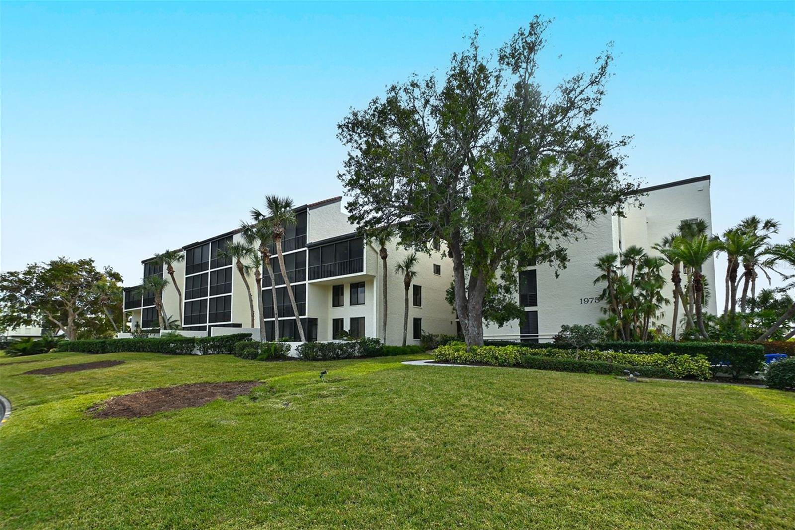 A4572396 Property Photo 3