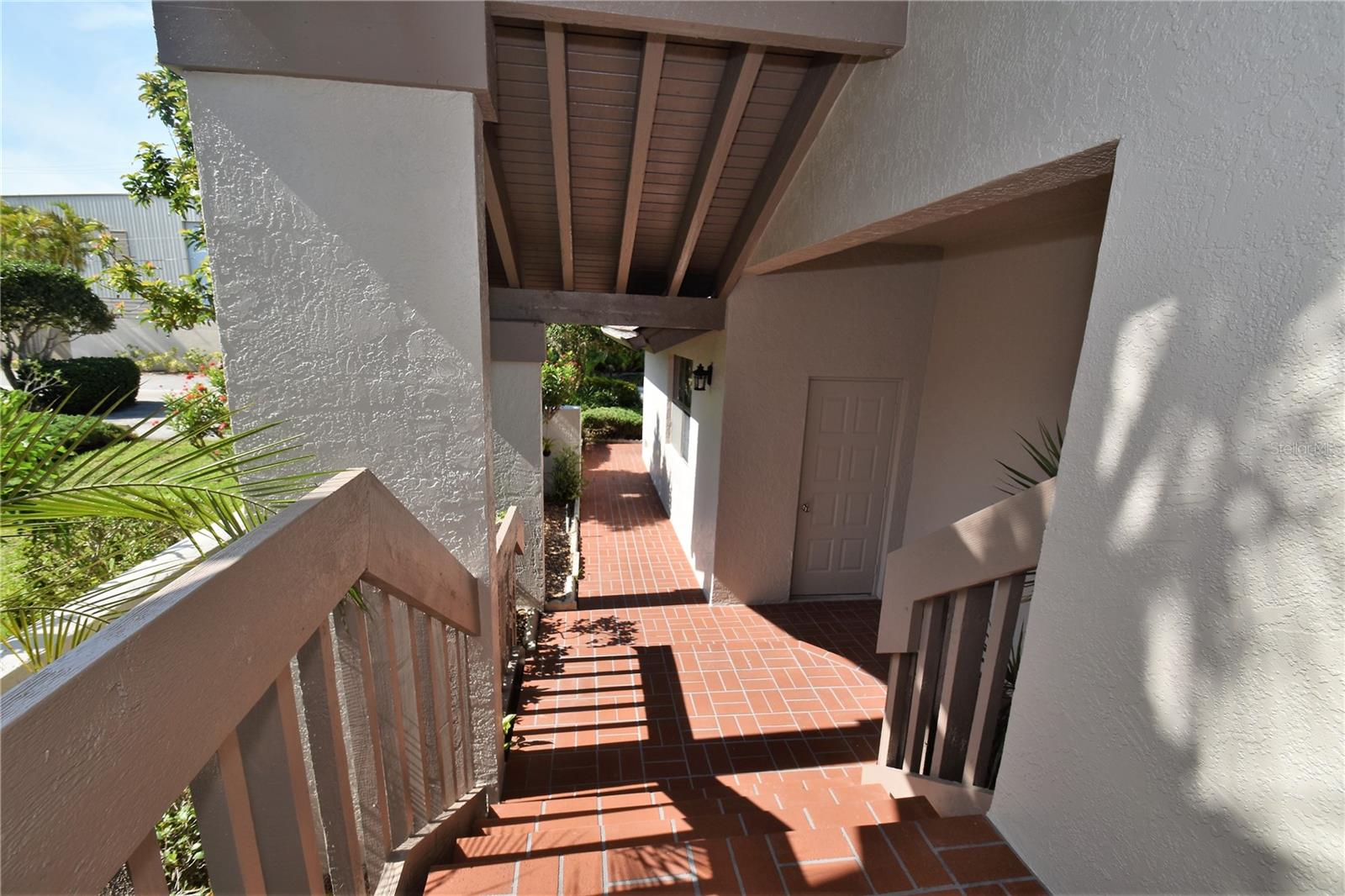 1631 STARLING DR #204 Property Photo 1