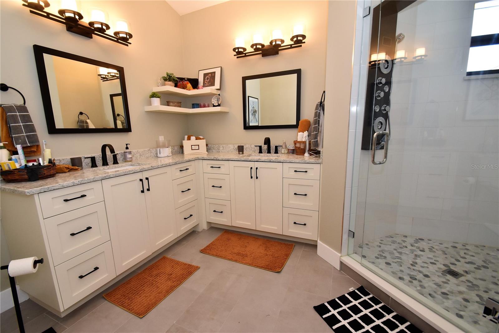 1631 Starling Dr #204 Property Photo 21