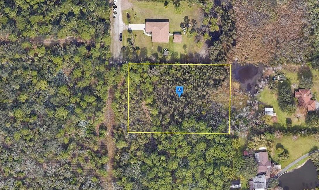 2135 Taylor Ln Property Photo 1