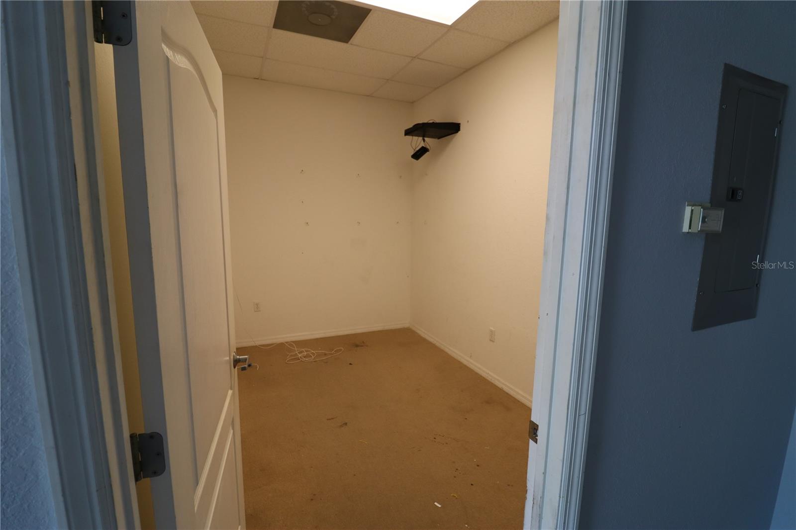 144 Triple Diamond Boulevard #f Property Photo 10