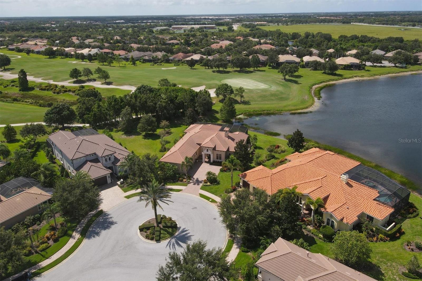 7511 Crosshill Court Property Photo 45