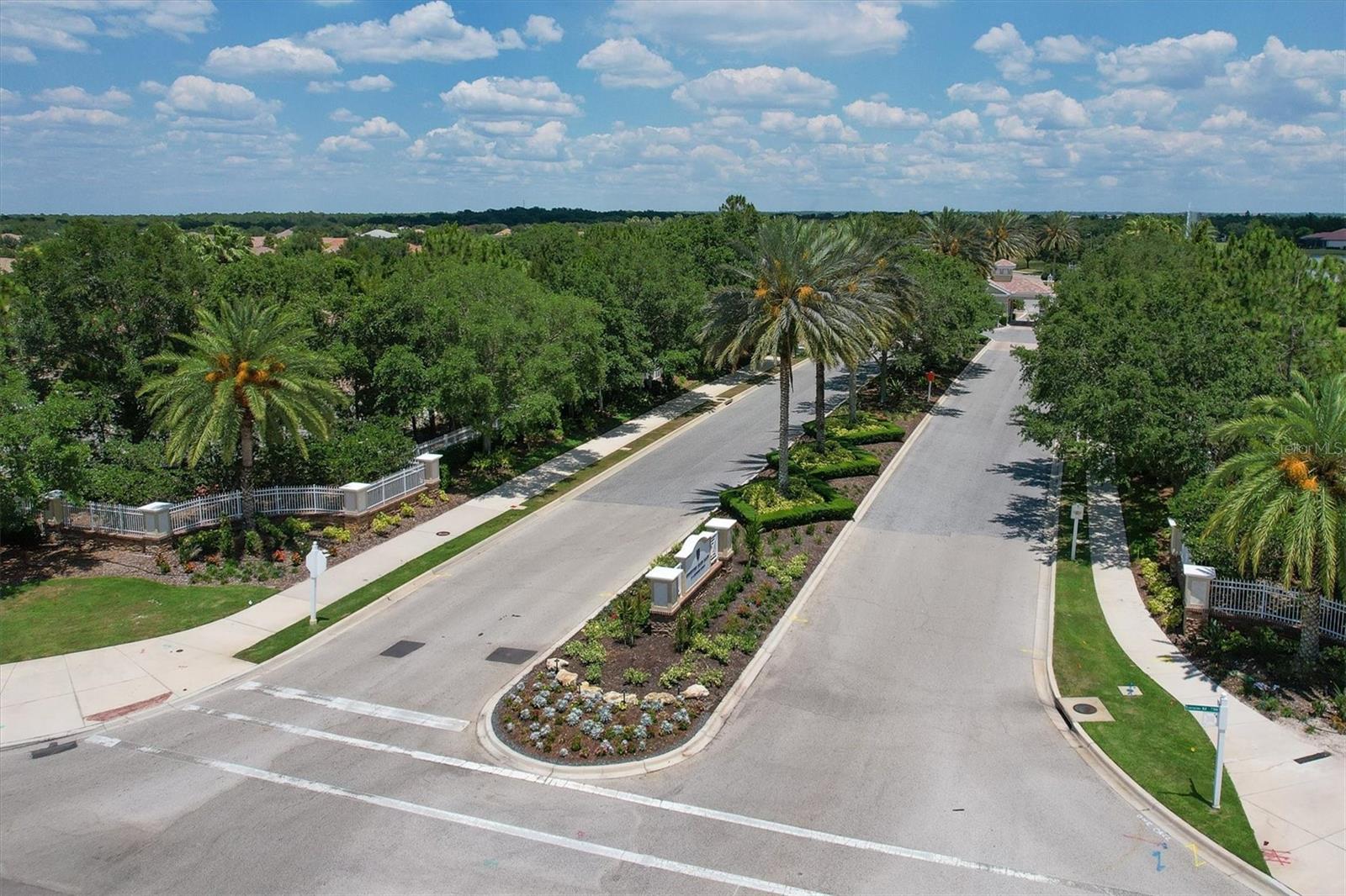 7511 Crosshill Court Property Photo 49