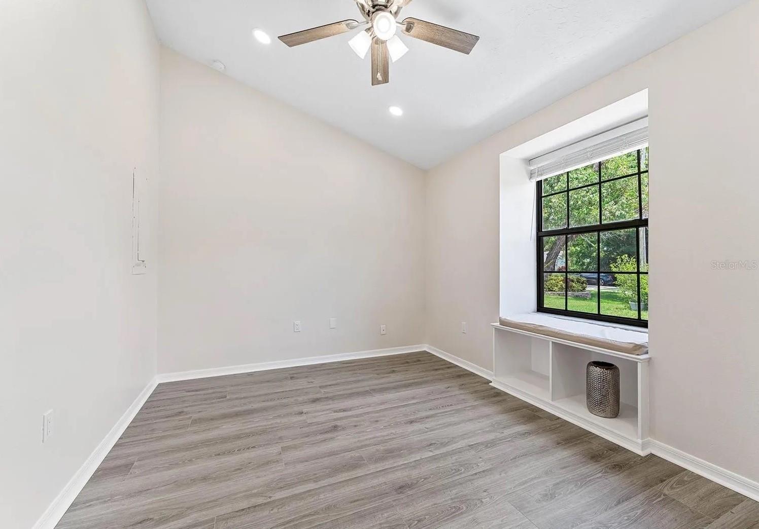 1302 83rd St Nw Property Photo 2