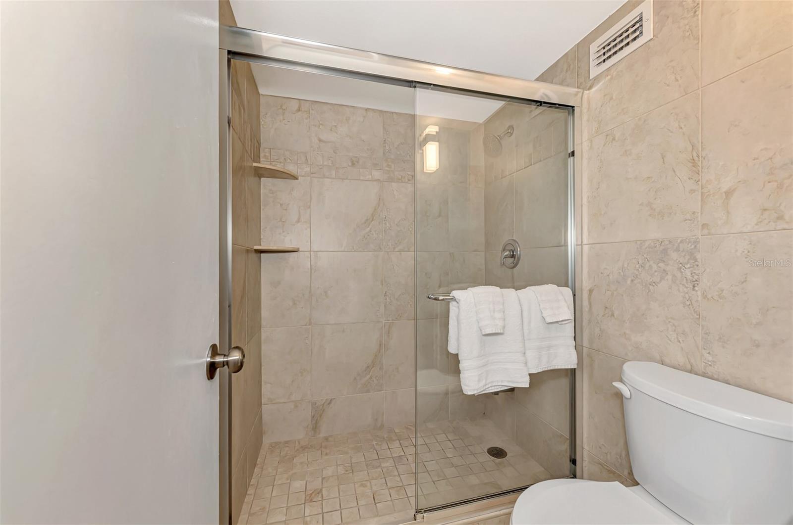 5855 Midnight Pass Rd #426 Property Photo 38