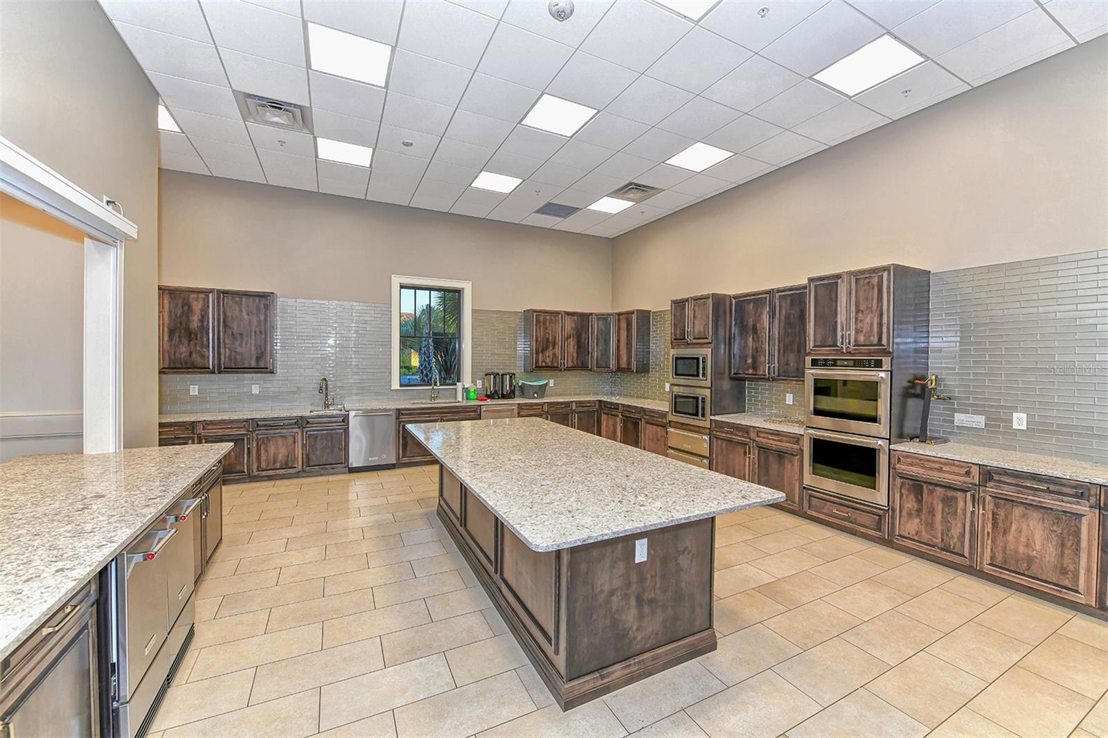 18114 Waterville Pl Property Photo 53