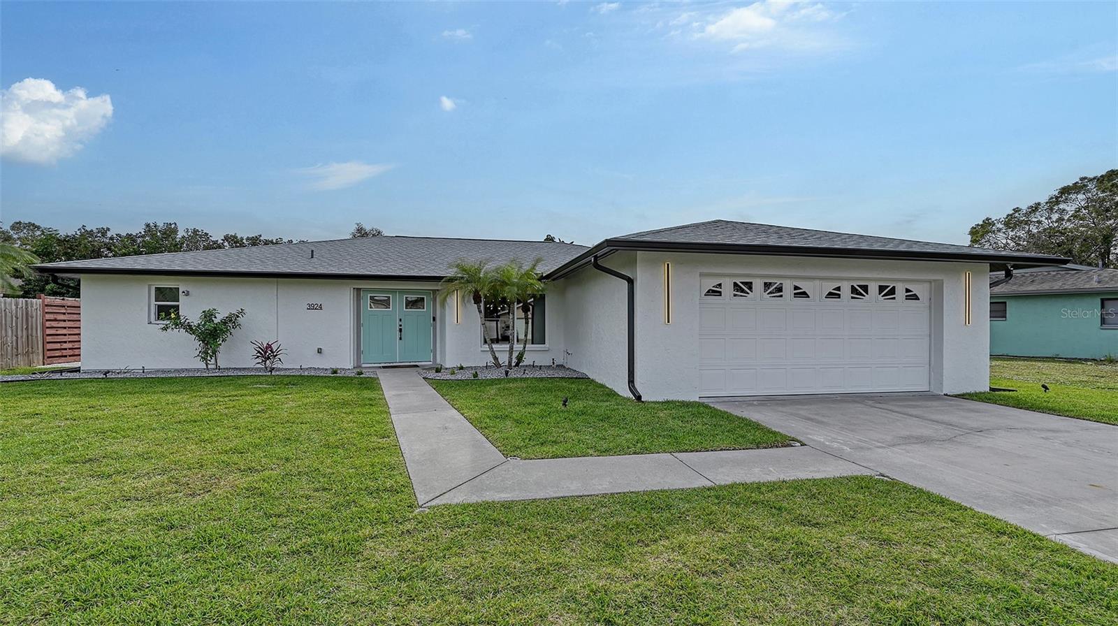 3924 Helene St Property Photo 4