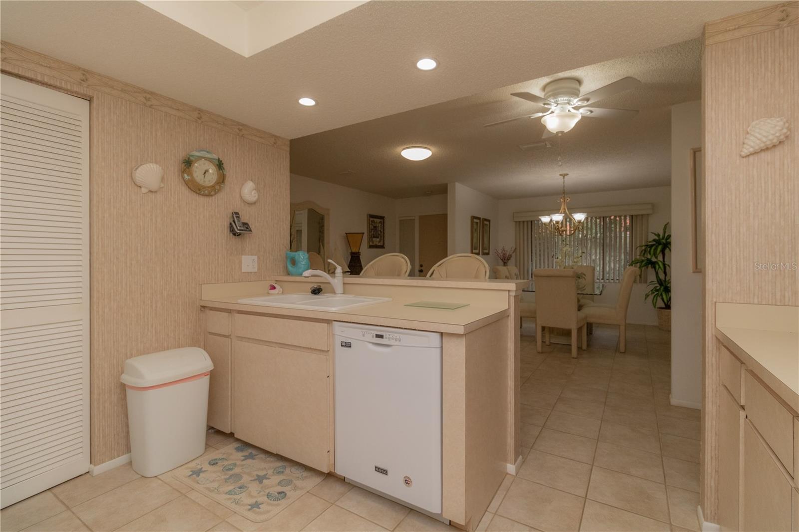 3805 Sun Eagle Ln #208 Property Photo 13