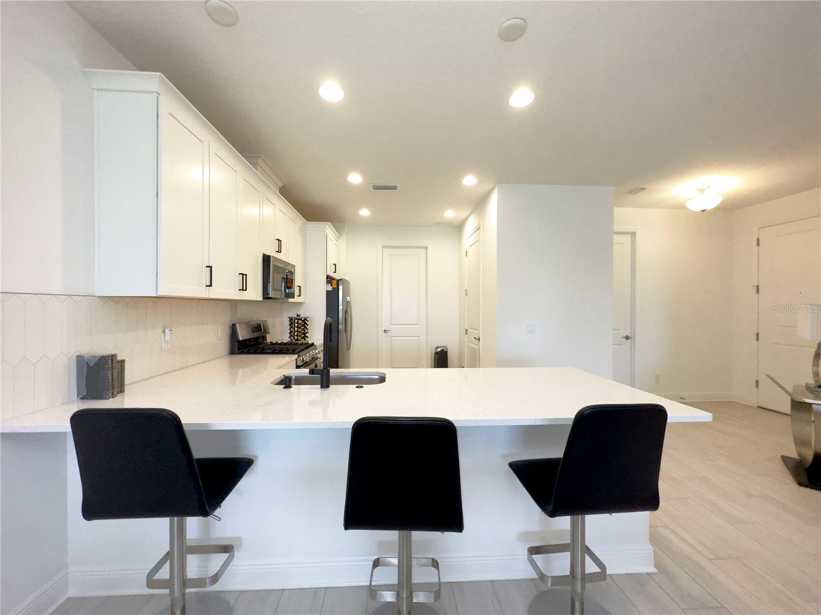 17881 Cherished Loop Property Photo 5