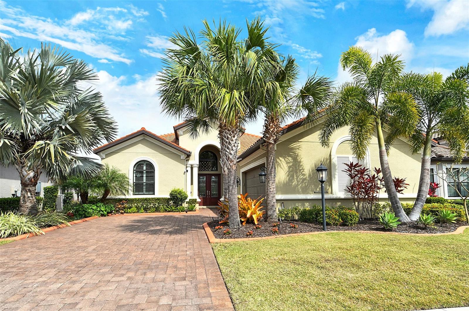 4735 Cabreo Ct Property Photo 2