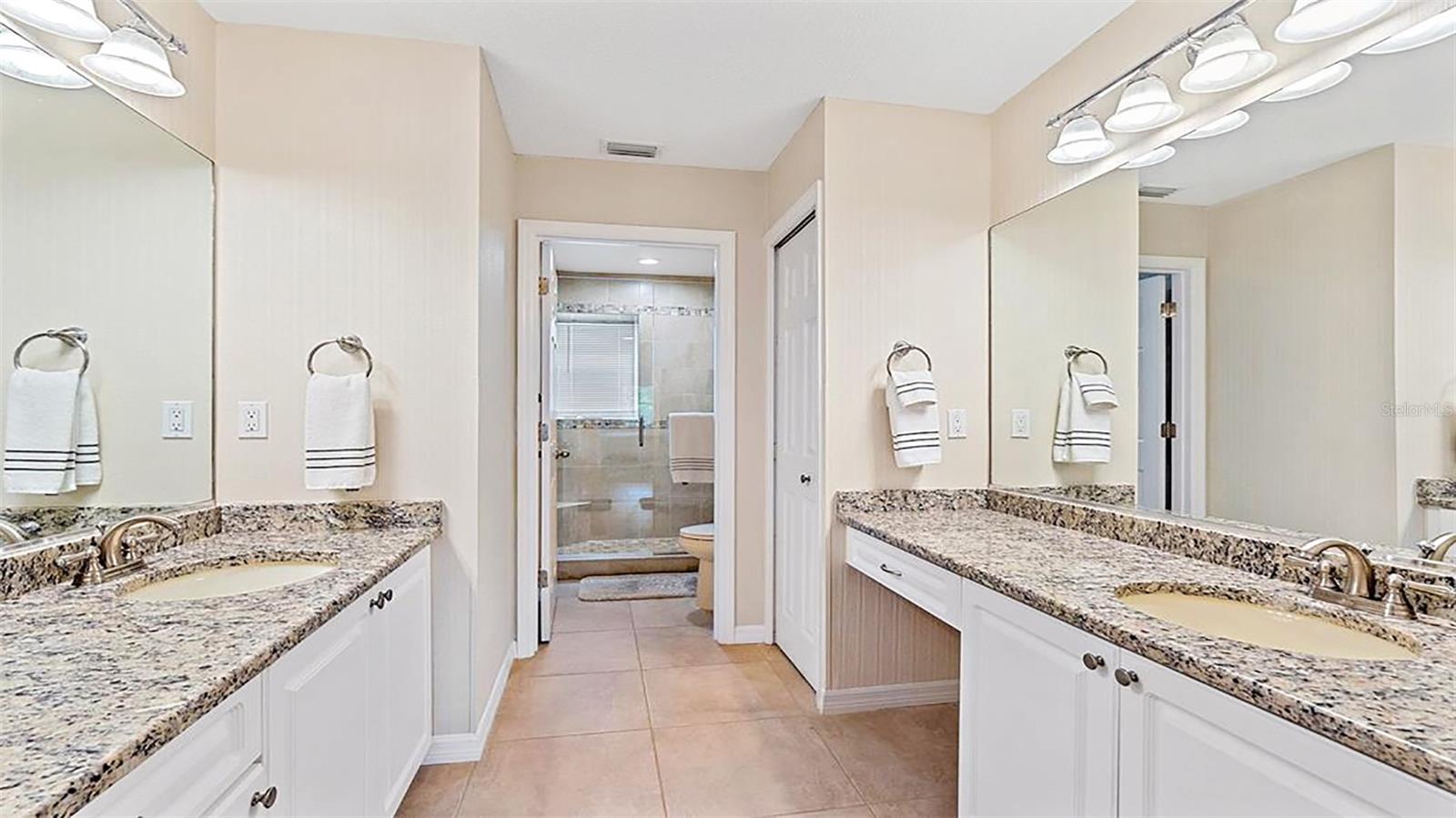 A4588730 Property Photo 14