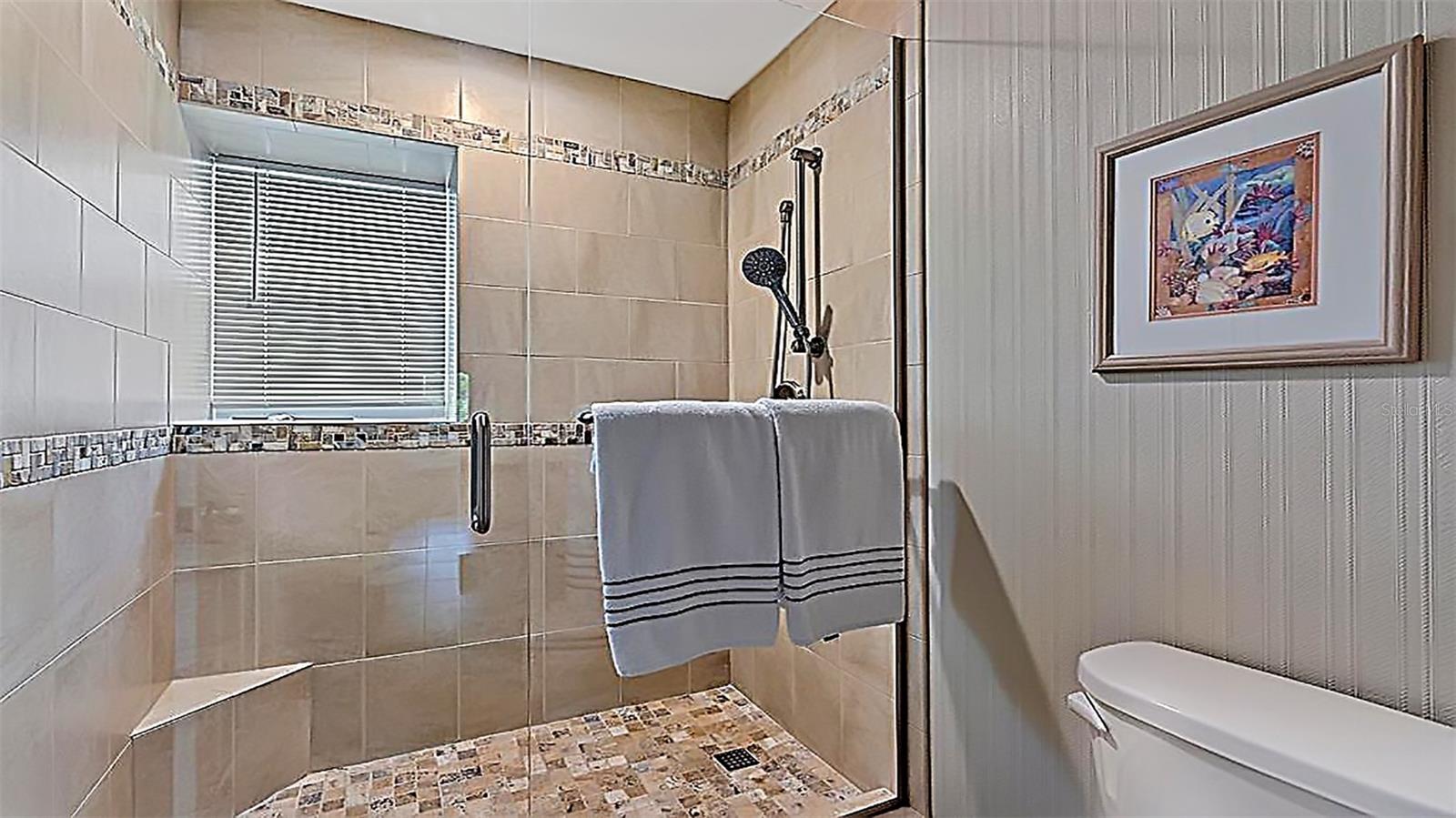 A4588730 Property Photo 15