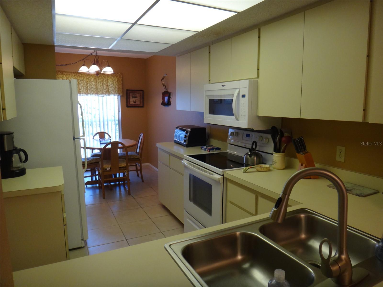 4493 Longmeadow #76 Property Photo 6