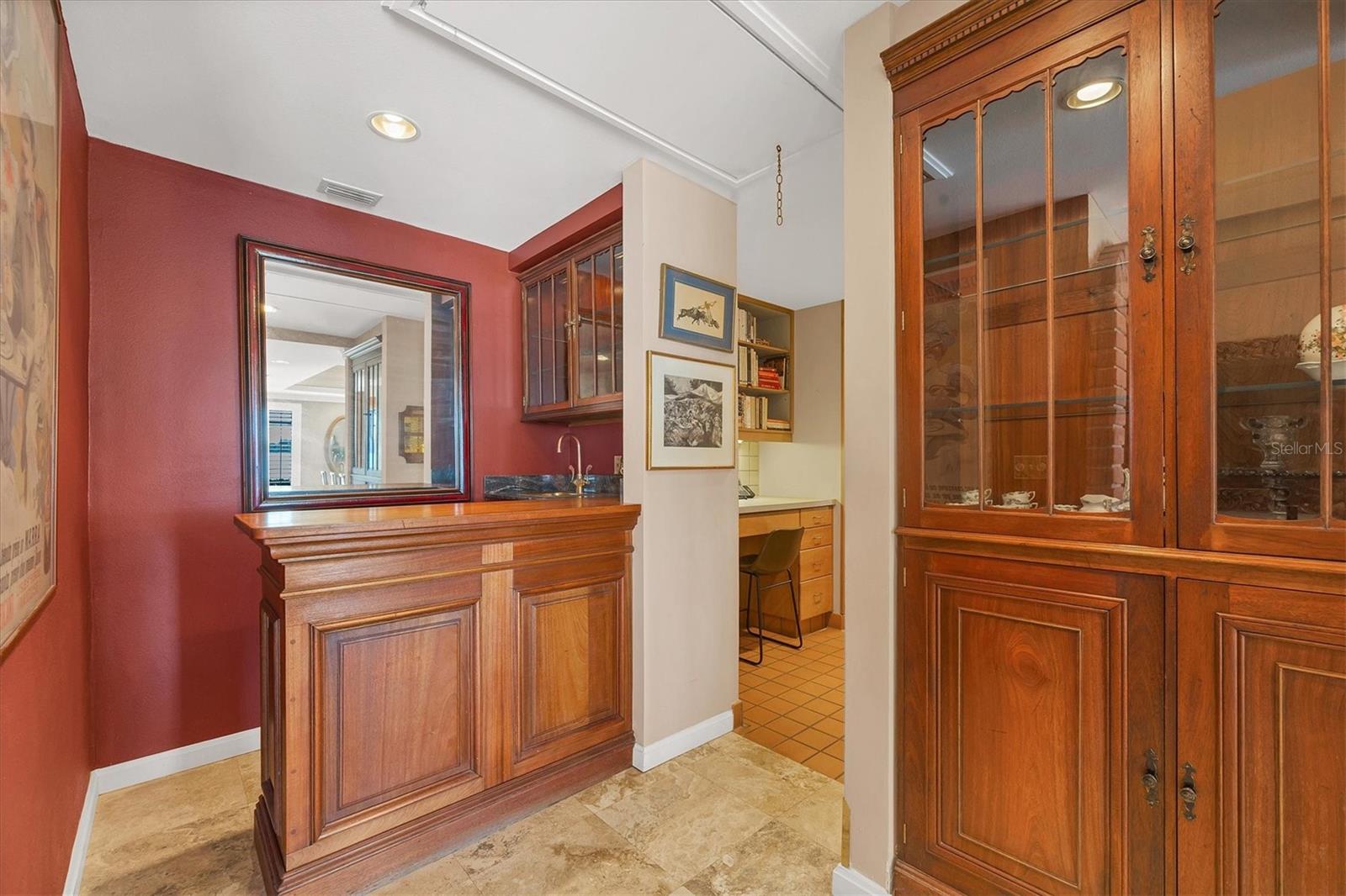 1136 N Lake Shore Dr Property Photo 32