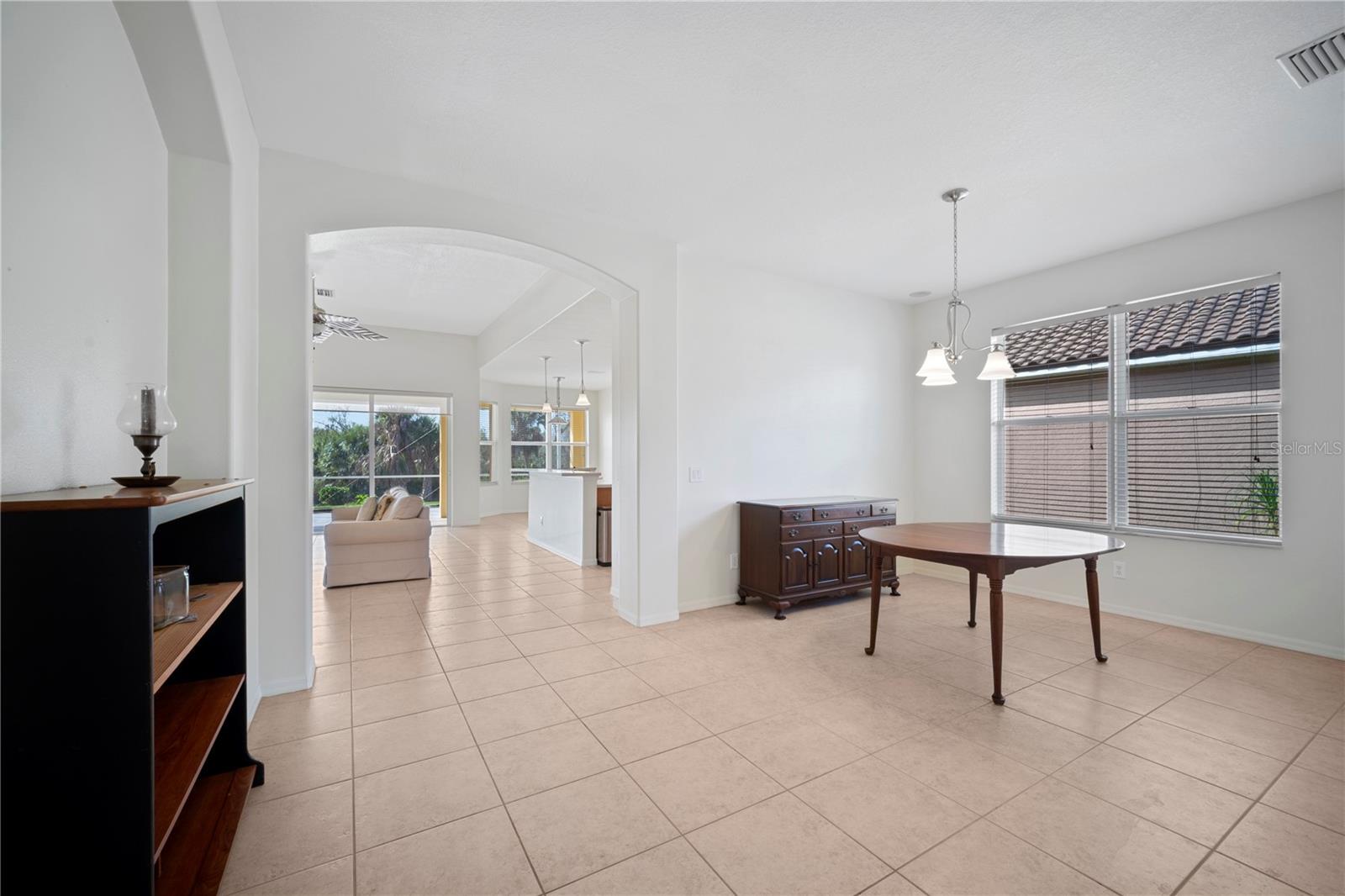 5301 Laurel Oak Ct Property Photo 20