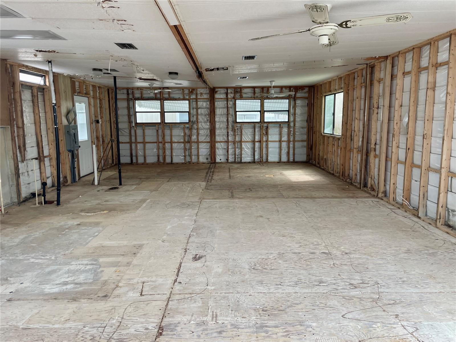 3710 Gulf Of Mexico Dr #e3 Property Photo 2