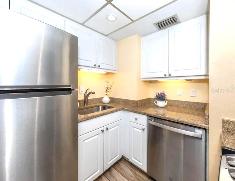 6157 Midnight Pass Rd #c11 Property Photo 7